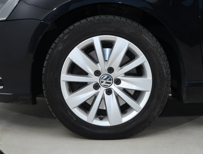 Volkswagen Passat, 2013