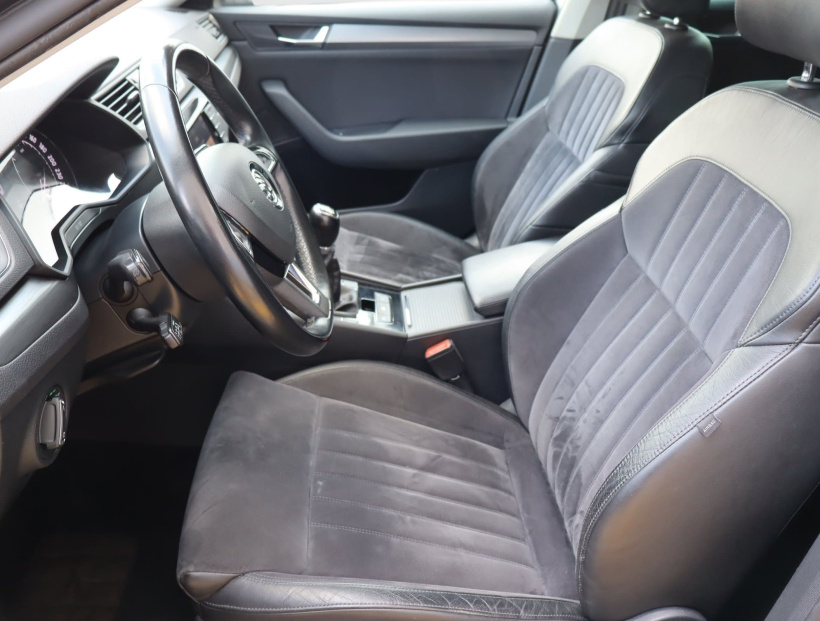 Škoda Superb, 2017