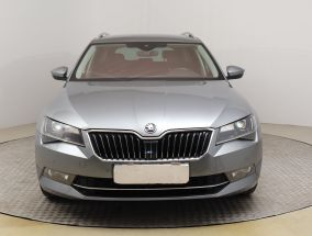 Škoda Superb - 2017