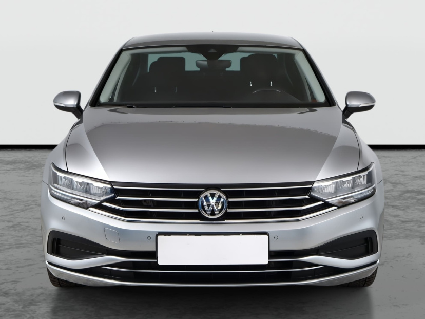 Volkswagen Passat, 2019