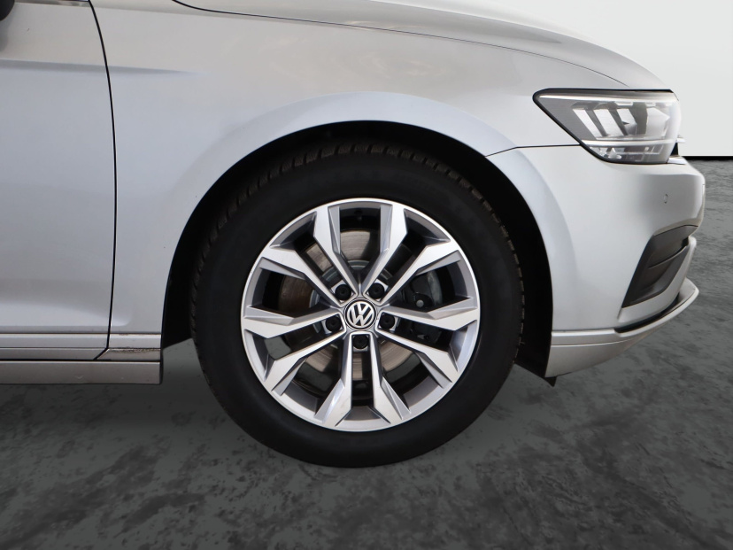 Volkswagen Passat, 2019