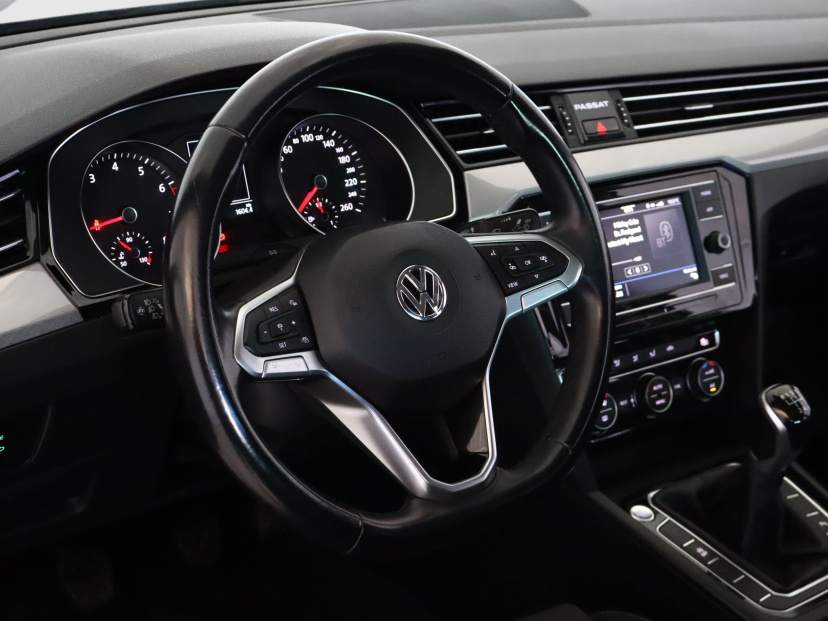 Volkswagen Passat, 2019