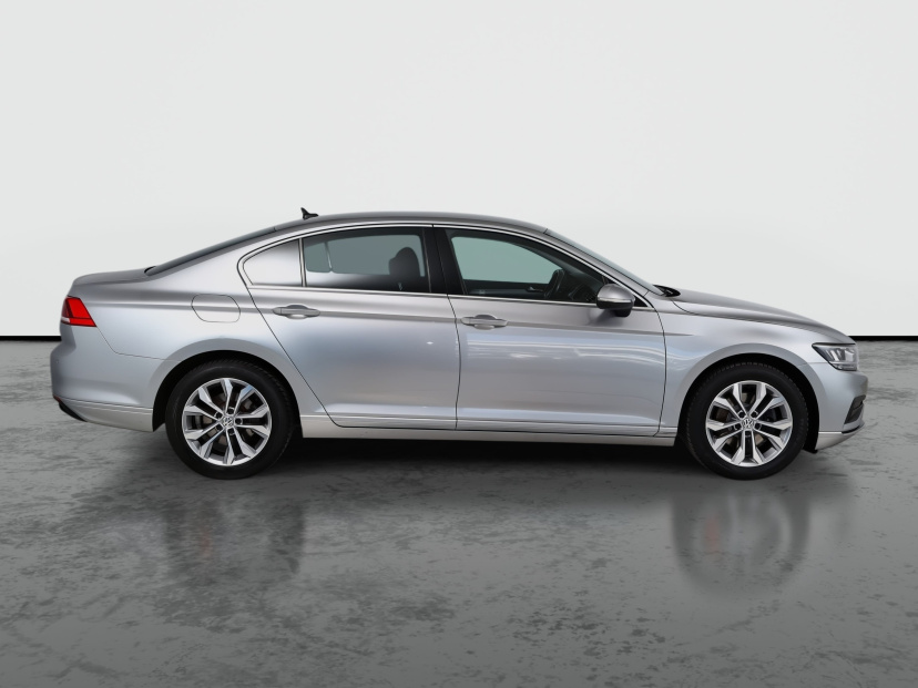 Volkswagen Passat, 2019
