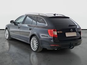 Škoda Superb - 2015