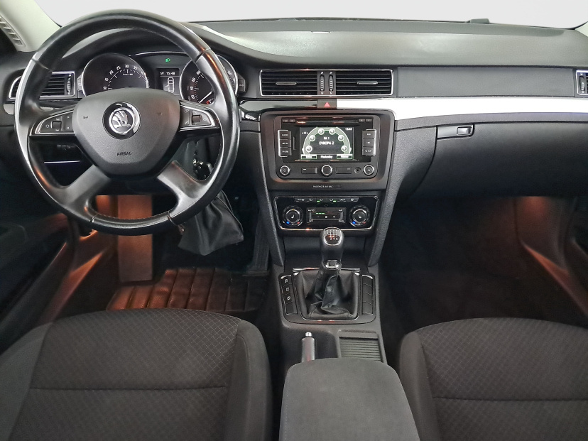 Škoda Superb, 2015