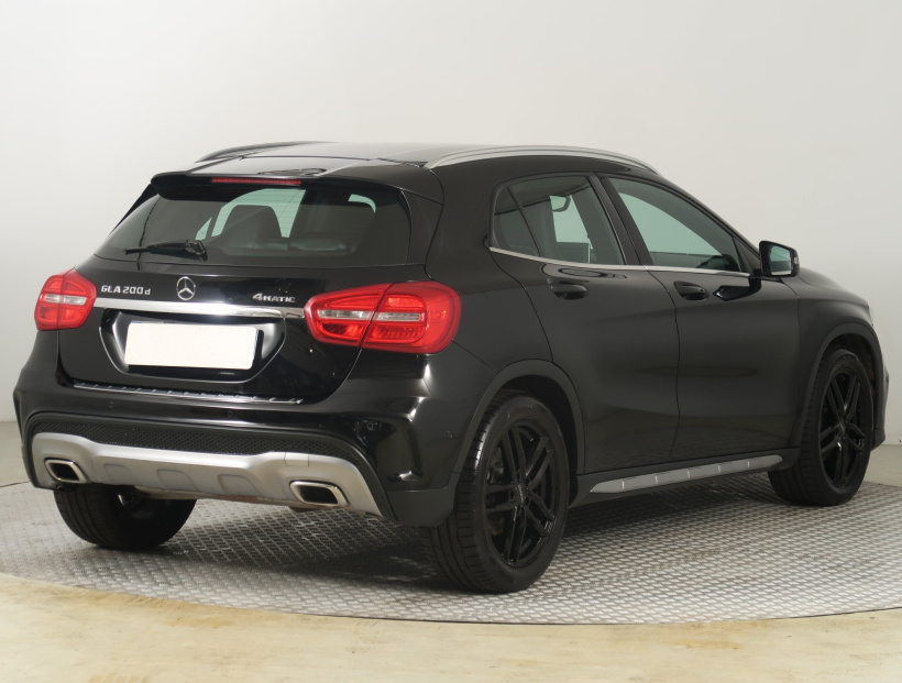 Mercedes-Benz GLA, 2017