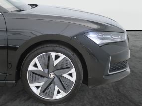 Škoda Superb - 2024