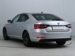 Škoda Superb - 2015