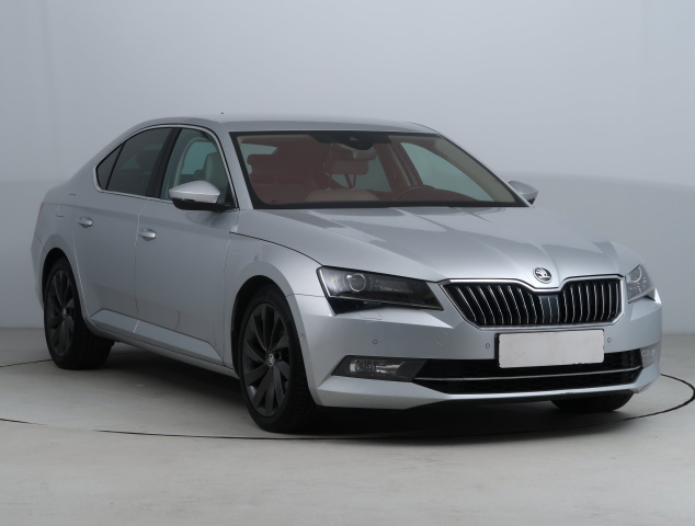 Škoda Superb 2015