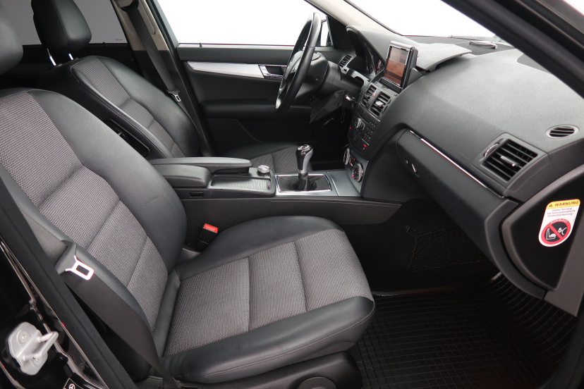 Mercedes-Benz C, 2009