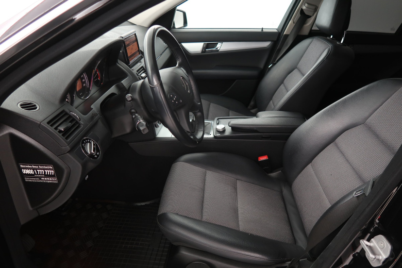 Mercedes-Benz C, 2009