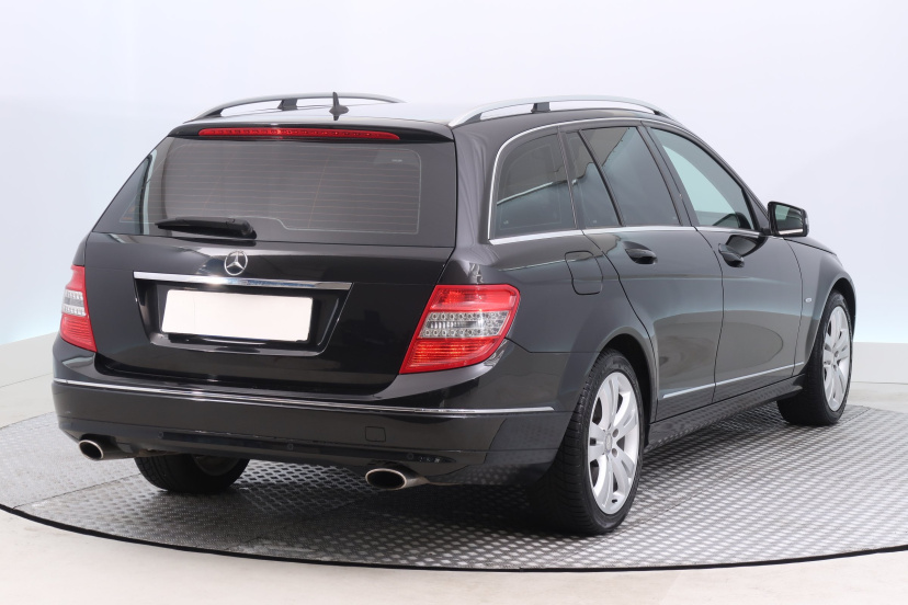 Mercedes-Benz C, 2009