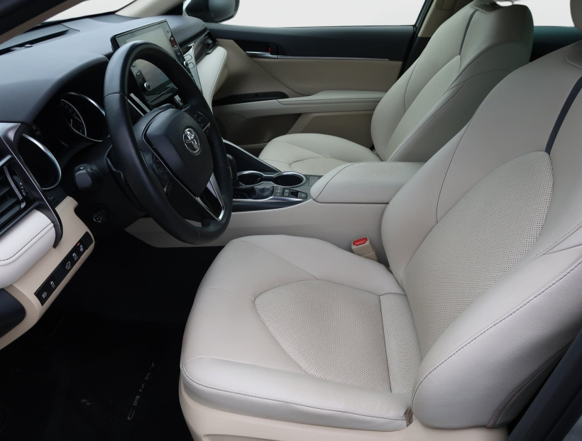Toyota Camry, 2024