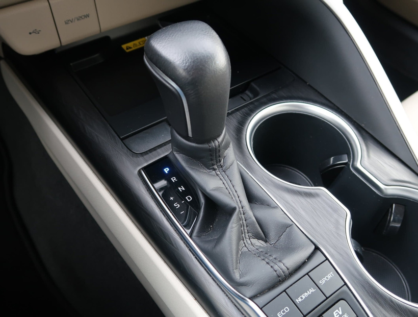 Toyota Camry, 2024