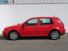 Volkswagen Golf - 2003