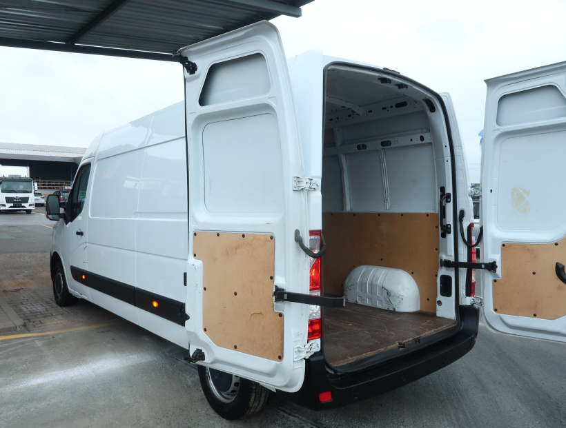 Renault Master, 2023
