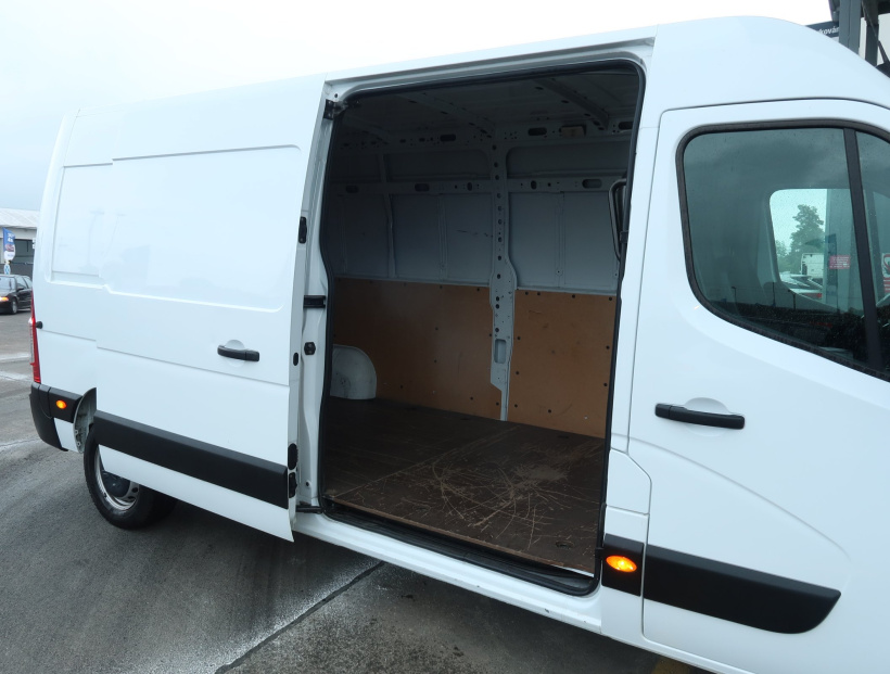 Renault Master, 2023