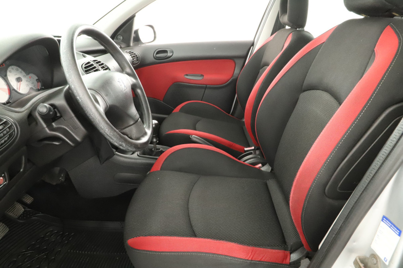 Peugeot 206, 2006