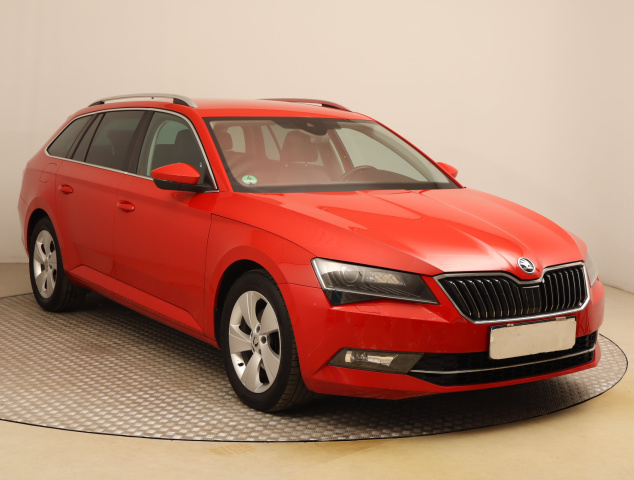 Škoda Superb 2016