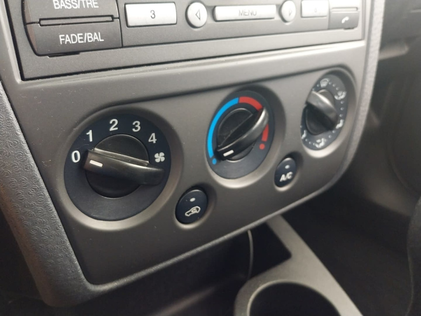 Ford Fusion, 2010