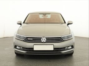 Volkswagen Passat - 2017