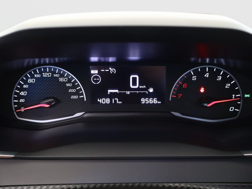 Peugeot 2008, 2021