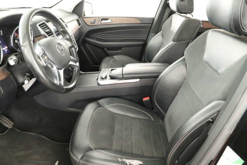 Mercedes-Benz ML, 2012