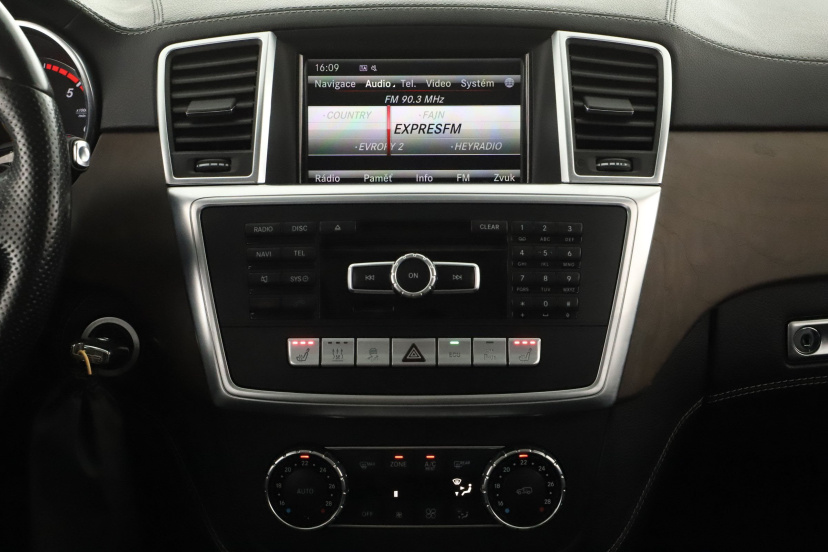 Mercedes-Benz ML, 2012