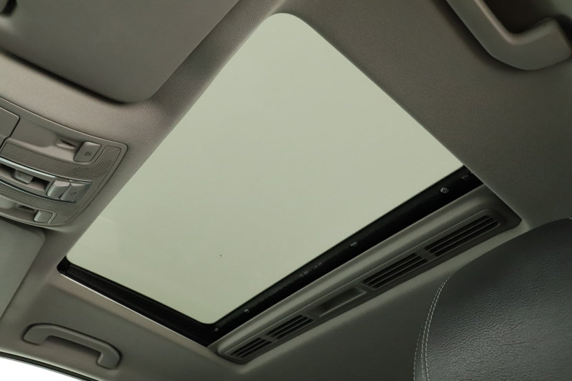Mercedes-Benz ML, 2012