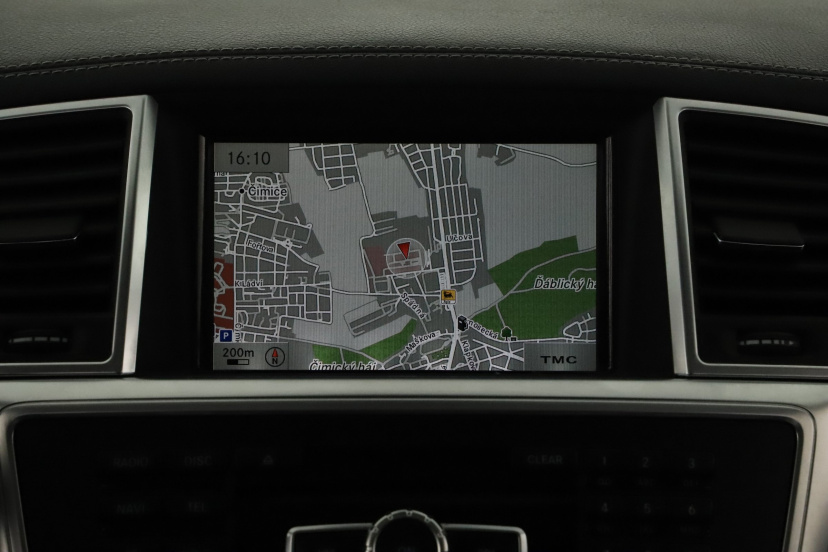 Mercedes-Benz ML, 2012