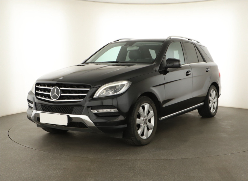 Mercedes-Benz ML, 2012