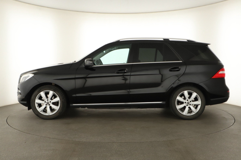 Mercedes-Benz ML, 2012
