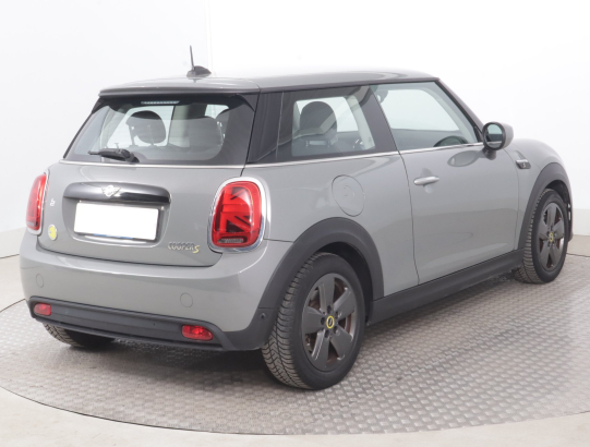MINI Cooper SE 32 kWh