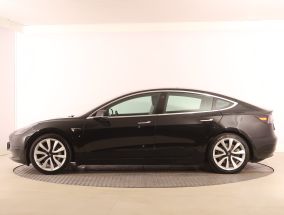 Tesla Model 3 - 2020