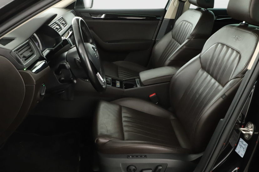 Škoda Superb, 2015