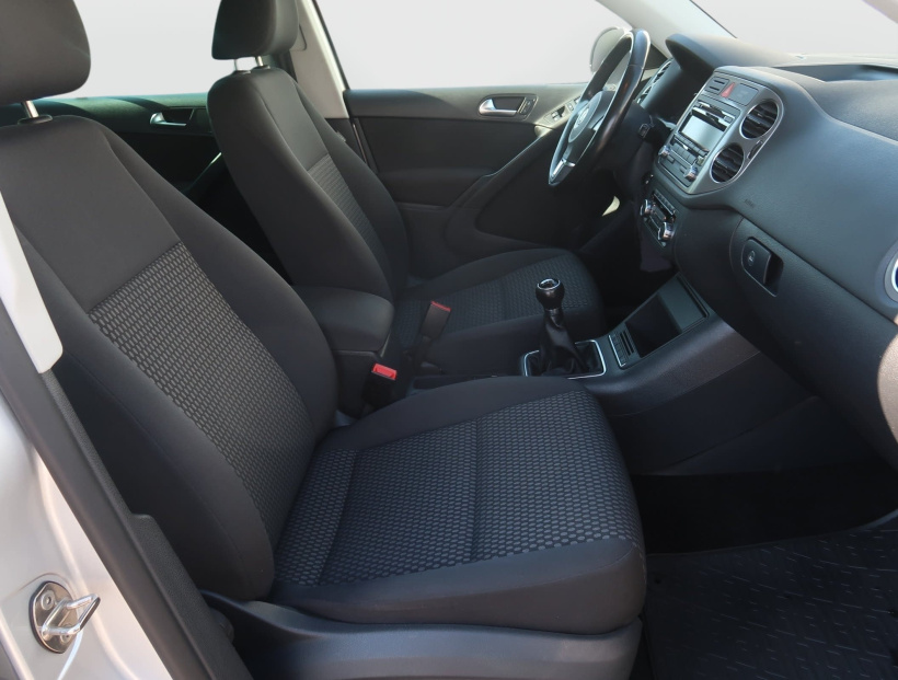 Volkswagen Tiguan, 2010
