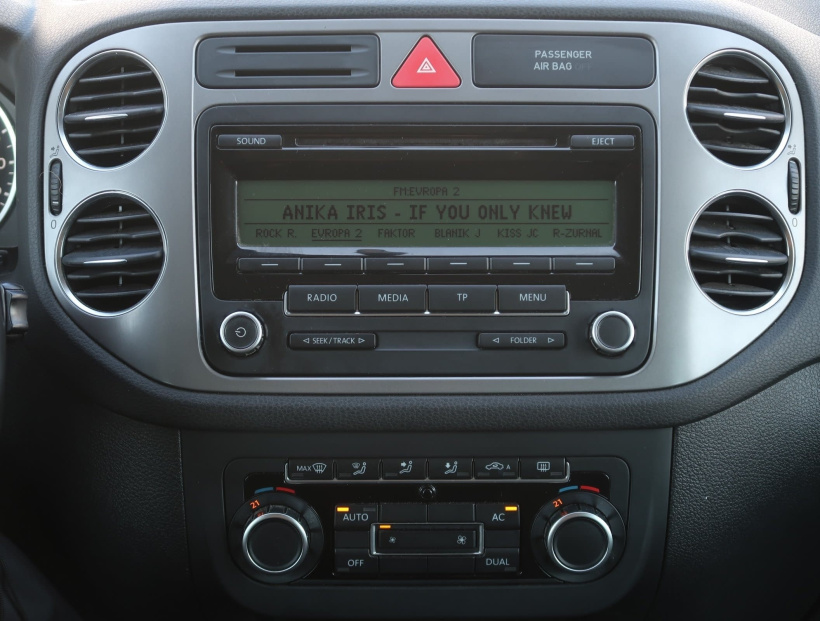 Volkswagen Tiguan, 2010