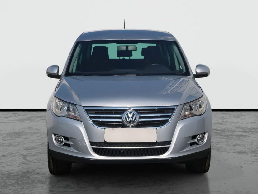 Volkswagen Tiguan, 2010