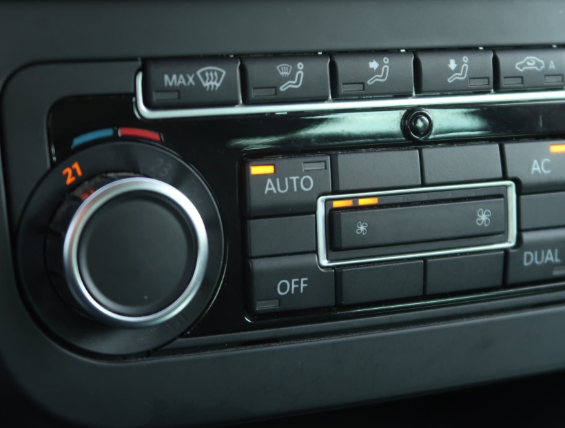 Volkswagen Tiguan, 2010