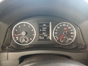 Volkswagen Tiguan - 2010