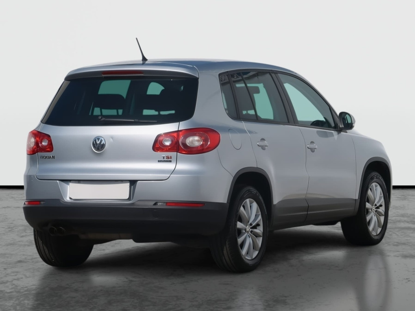 Volkswagen Tiguan, 2010