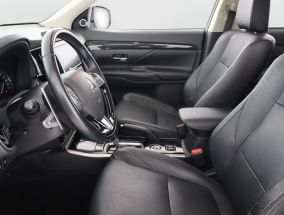 Mitsubishi Outlander - 2019
