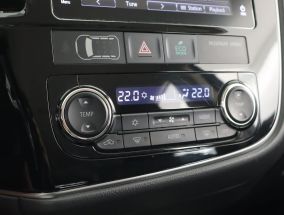 Mitsubishi Outlander - 2019