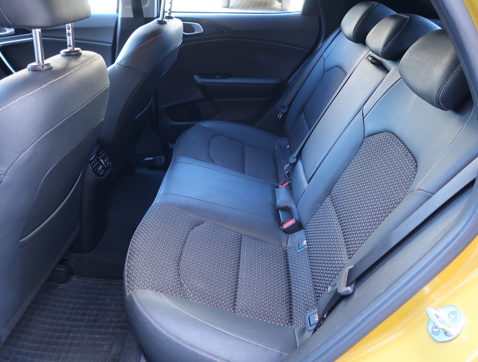 Kia XCeed - 2021