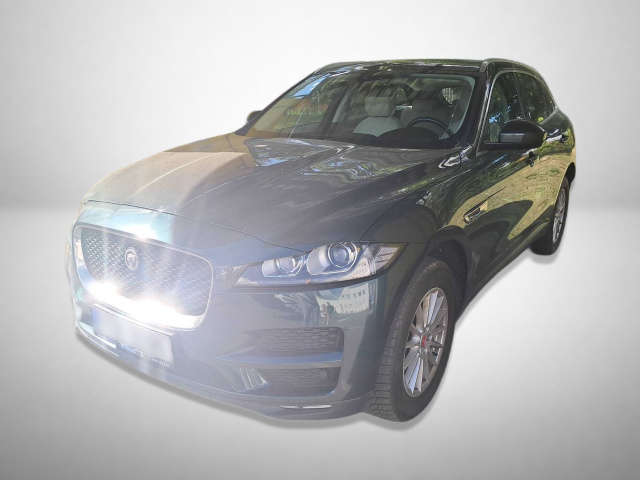 Jaguar F-Pace 2016