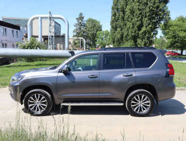 Toyota Land Cruiser - 2021