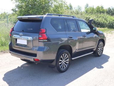 Toyota Land Cruiser - 2021
