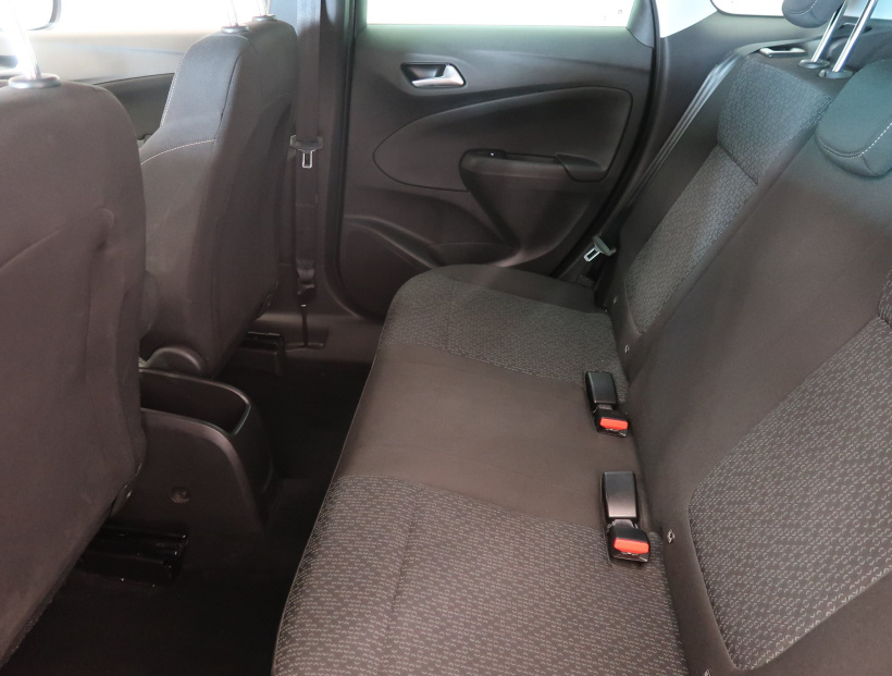 Opel Crossland, 2019
