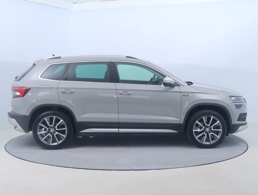 Škoda Karoq, 2019