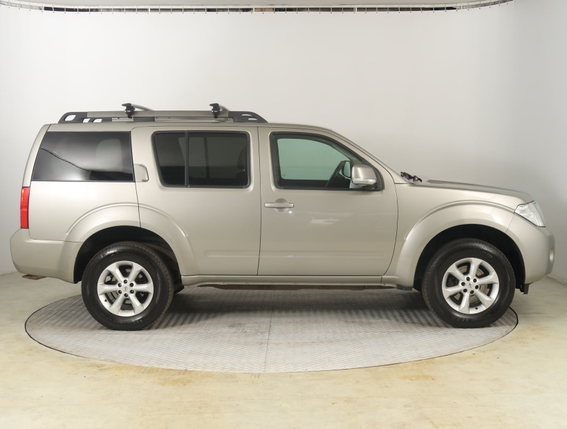 Nissan Pathfinder, 2013